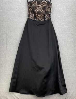 Vintage Niki Livas Gown Womens 8 Black Strapless Lace Formal Prom Evening Dress